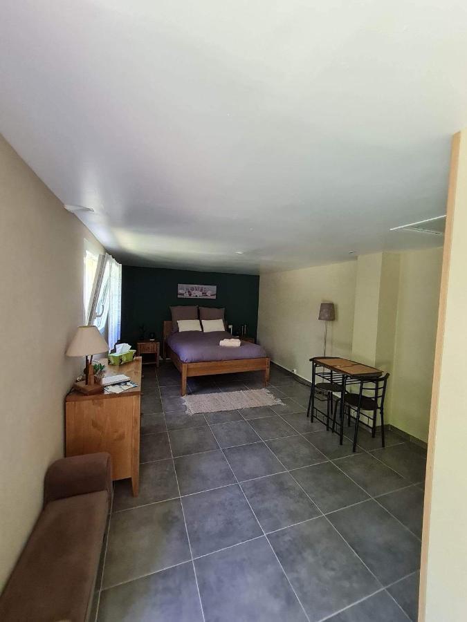 Les Cedres Bleus Acomodação com café da manhã Saint-Medard-de-Mussidan Exterior foto
